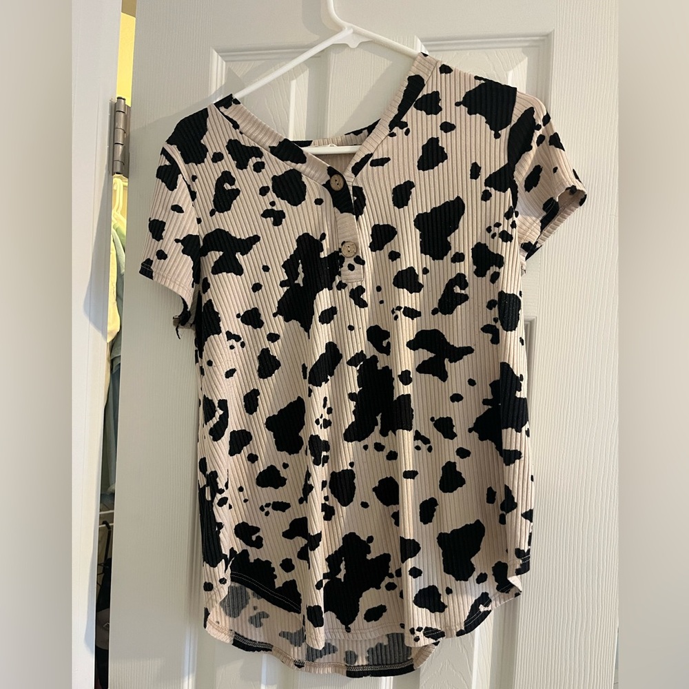 Cowprint Tee